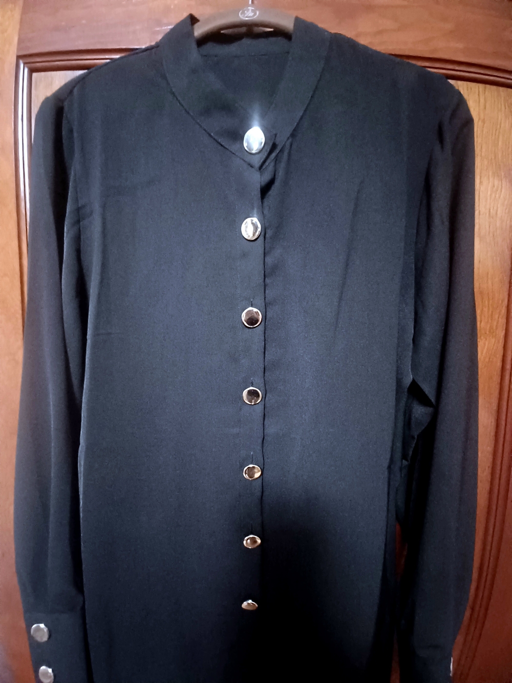 BLACK BUTTON DOWN BLOUSE w/GOLDTONE BUTTONS-(NEW) - Picture 3 of 4